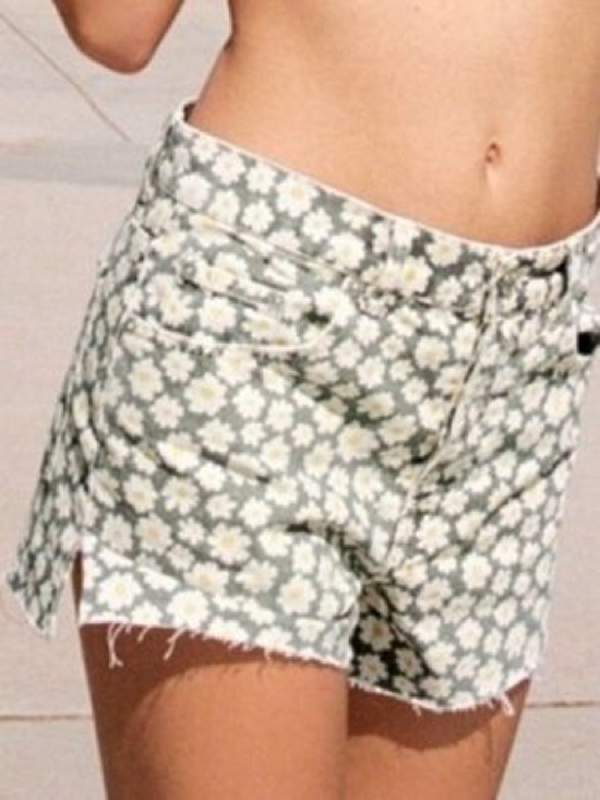 Zara Pants - Zara Black White Daisy Print Distressed Denim Cutoff Shorts Y2K Size 2